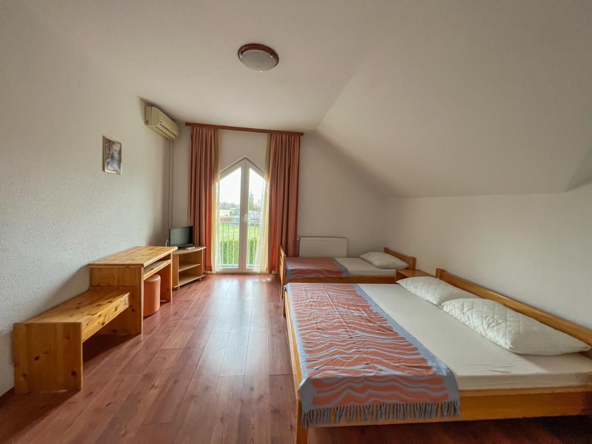 Hotel & Restaurant Babic Vranovaca Exterior foto